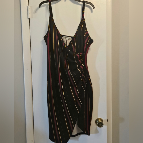 Almost Famous Multicolor Striped Asymmetrical Dress -2X - Picture 2 of 4